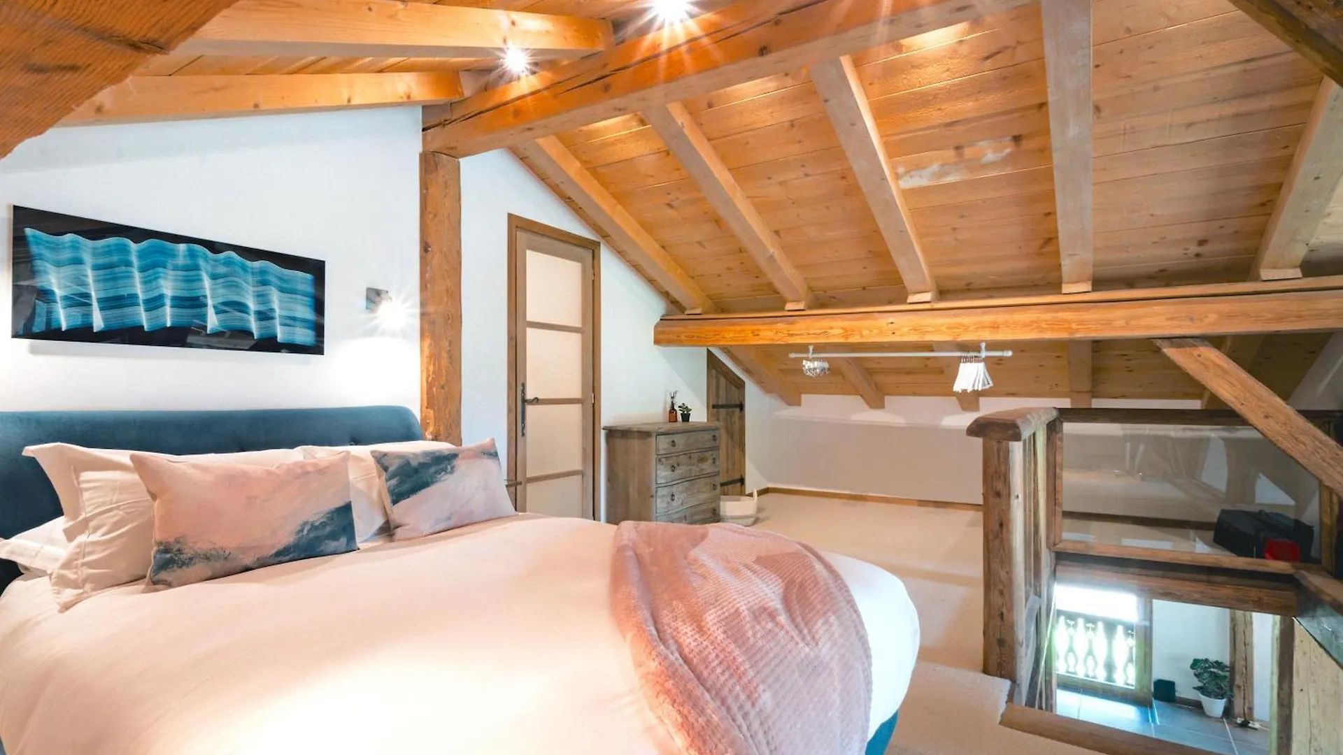 Hot Tub, Sauna, Private Shuttle And Privacy - 14 Ppl - Stunning Ferme Liberte Les Gets Chalet