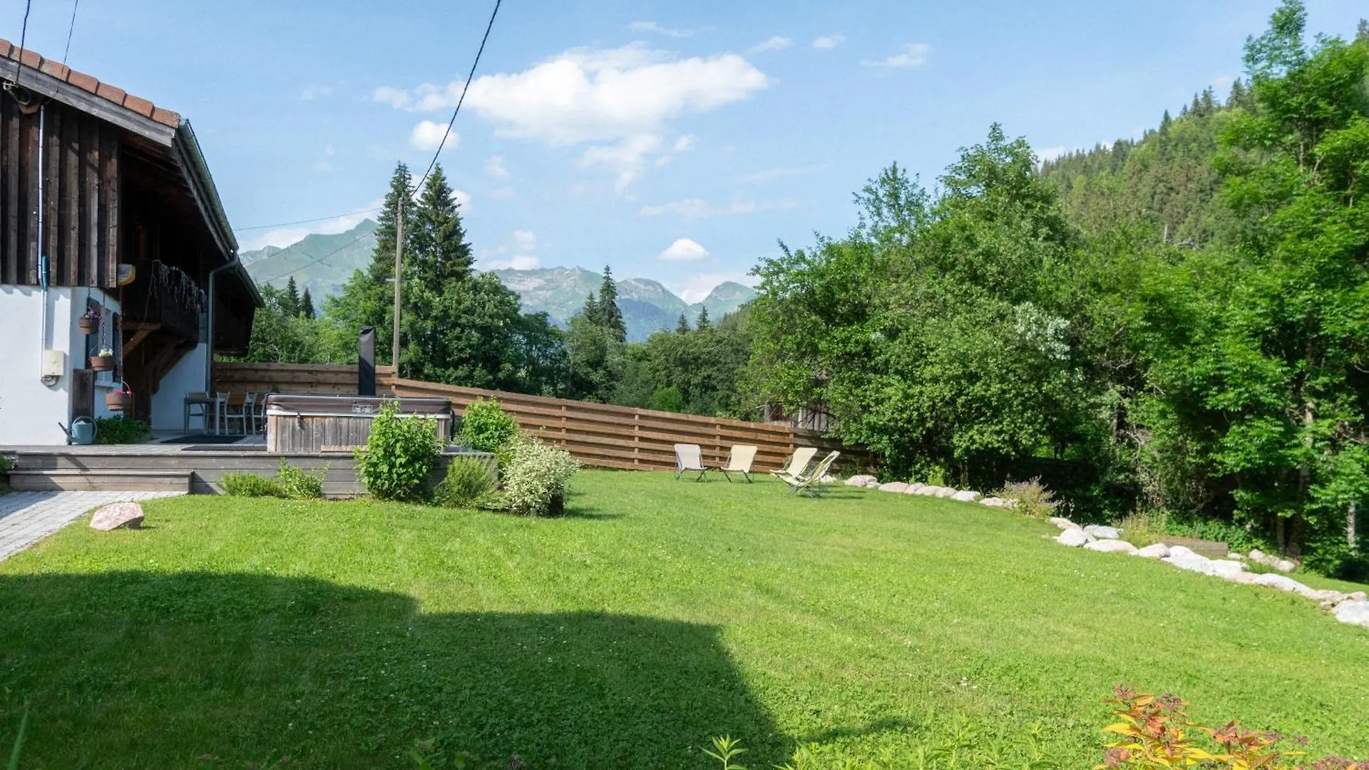 Chalet Hot Tub, Sauna, Private Shuttle And Privacy - 14 Ppl - Stunning Ferme Liberte Les Gets