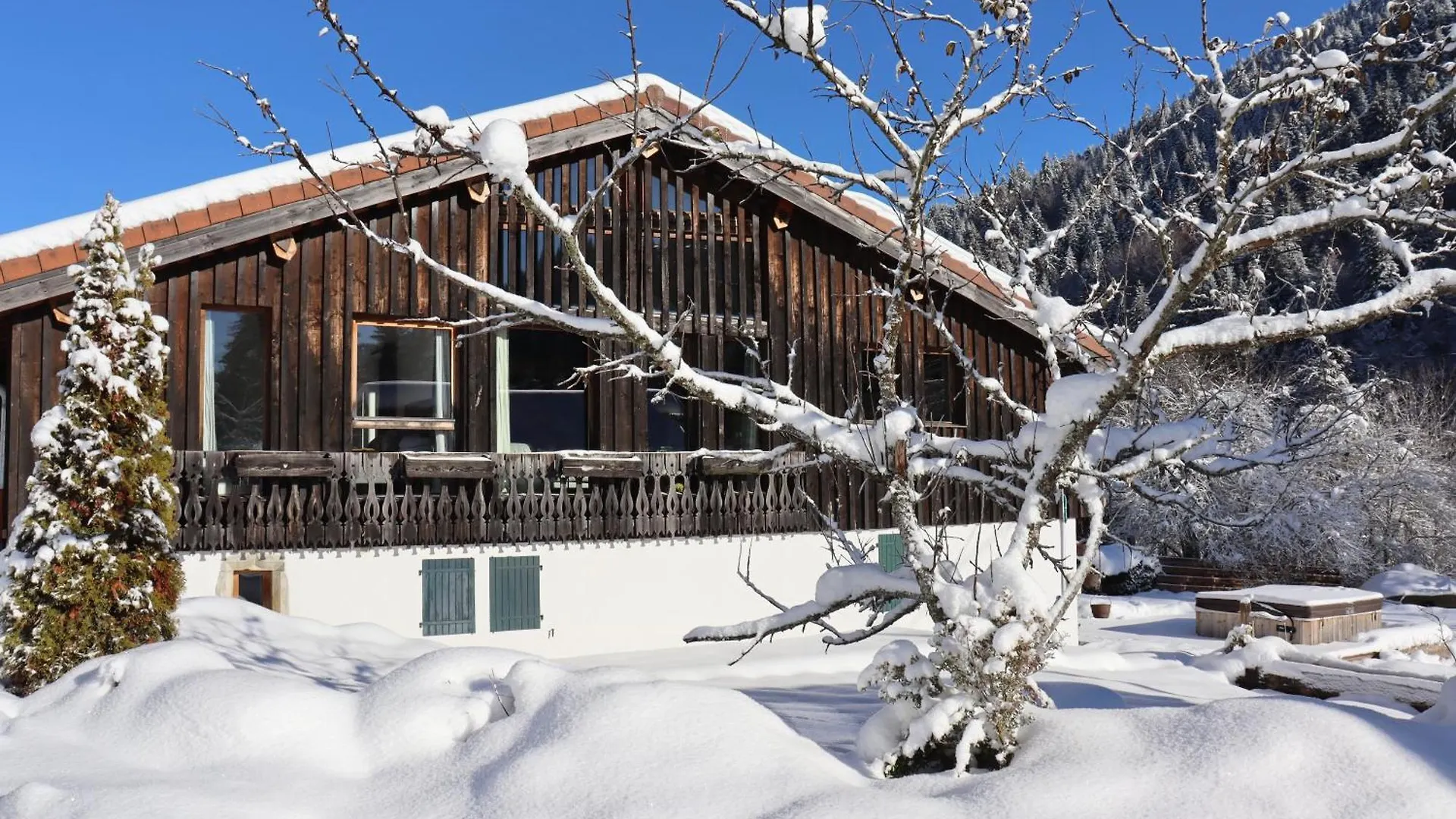 Hot Tub, Sauna, Private Shuttle And Privacy - 14 Ppl - Stunning Ferme Liberte Les Gets France