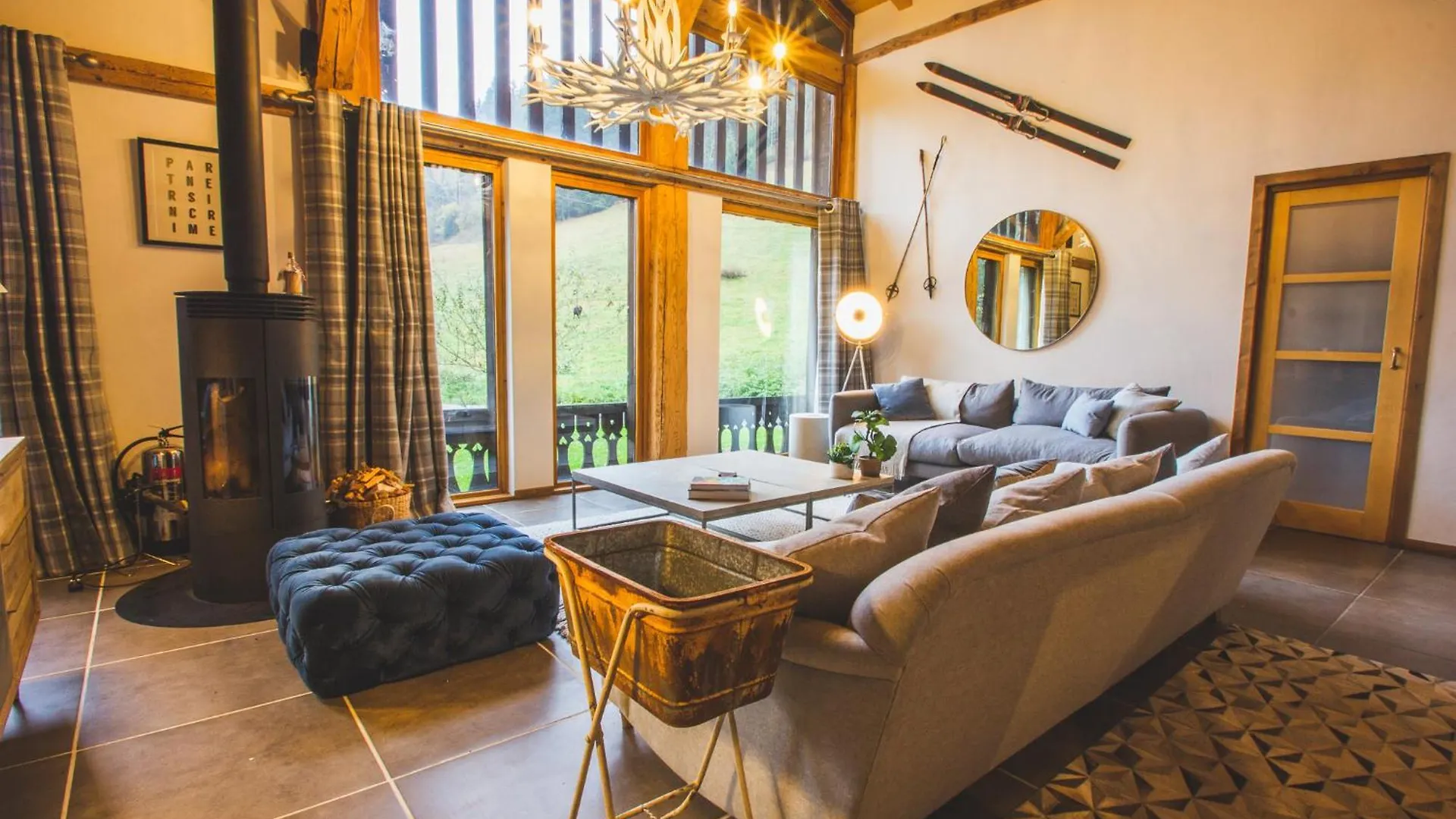 Hot Tub, Sauna, Private Shuttle And Privacy - 14 Ppl - Stunning Ferme Liberte Les Gets 0*,  France
